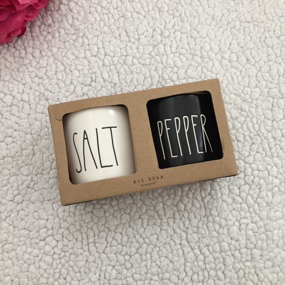 🦄 Rae Dunn SALT & PEPPER Cellars